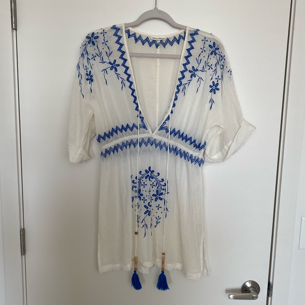 Roller Rabbit Embroidered Blue & White Swimsuit Coverup (size XS)